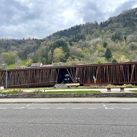 Logement De La Ressource Salins-les-Bains Exterior photo