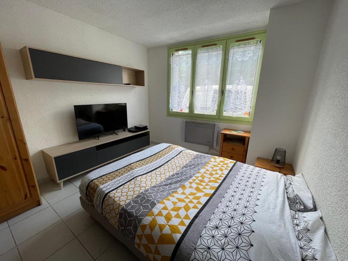 Logement De La Ressource Salins-les-Bains Exterior photo